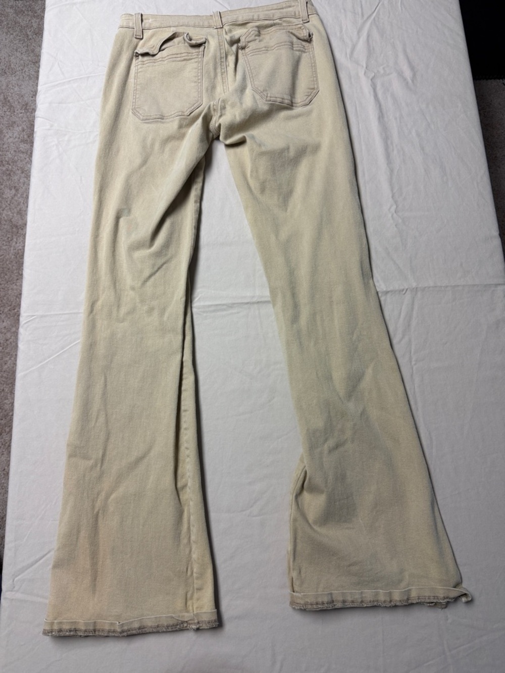 Laundry By Shelli Segal Cream Flare Jeans with Patch Pockets - Picture 3 of 4